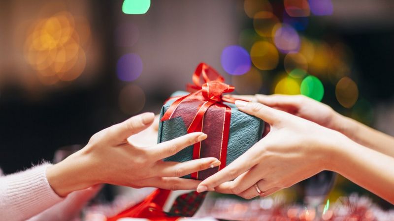Ideas fáciles y divertidas para envolver tus regalos