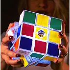 El cubo de Rubik se ilumina