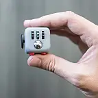 Fidget Cube, el juguete antiestrés más viral