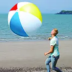 Una pelota de playa auténticamente gigante