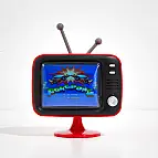 Diseño en forma de mini televisor retro