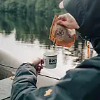 Vienen en bolsitas reutilizables que sirven para preparar el café dentro de ellas