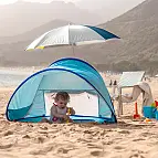 Tienda de playa con piscina para niños