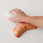 Reposamuñecas para ratón en forma de croissant