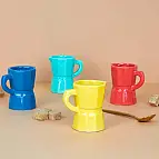 Set de tazas espresso con forma de cafetera