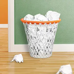 Papelera con forma de canasta de baloncesto