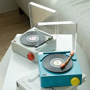 Altavoz despertador retro con forma de tocadiscos