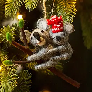 Adorno de Navidad de fieltro en forma de koalas