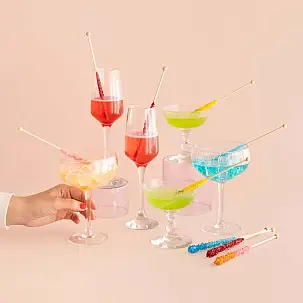 Cajita con 6 mocktails en sticks