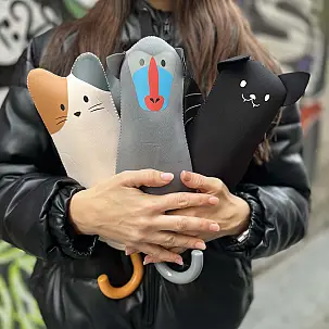 Paraguas plegable con funda en forma de animal