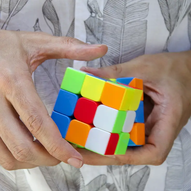 El cubo rompecabezas más vendido del mundo