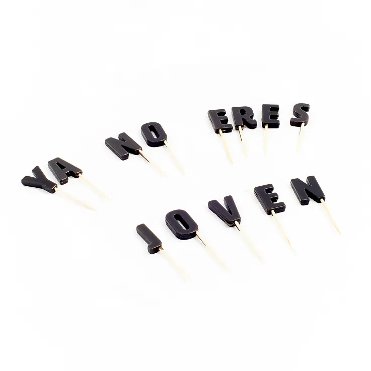 Velas de cumpleaños Ya no eres joven