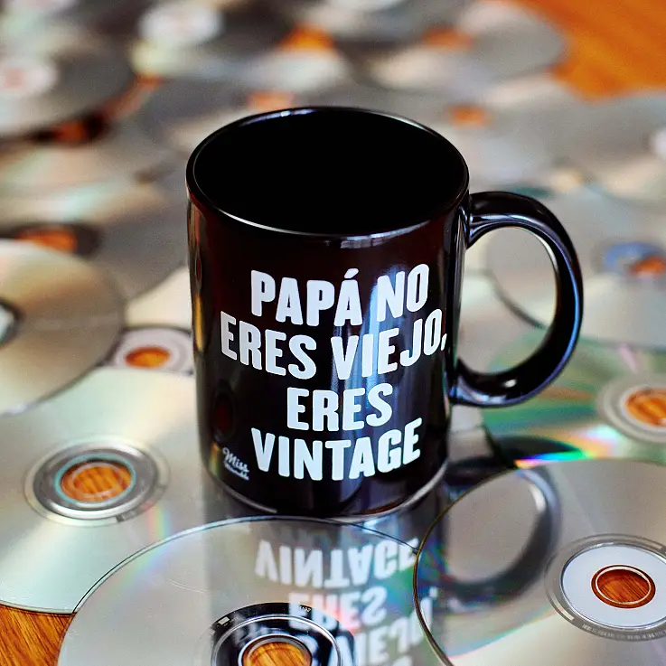 Taza Papá no eres viejo, eres vintage