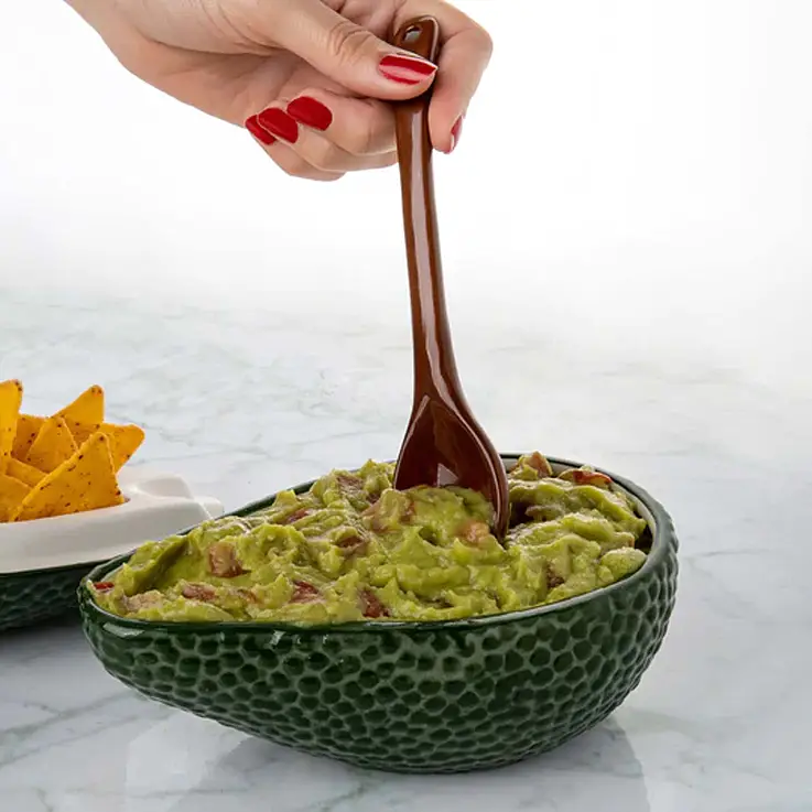 Bol para guacamole en forma de aguacate