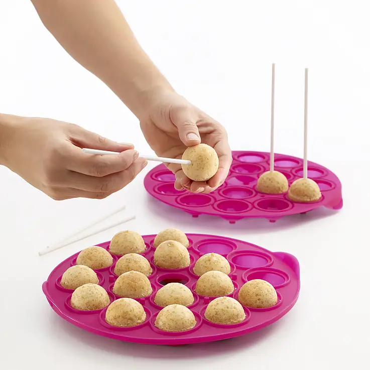 Incluye 20 palitos para sostener los cake pops